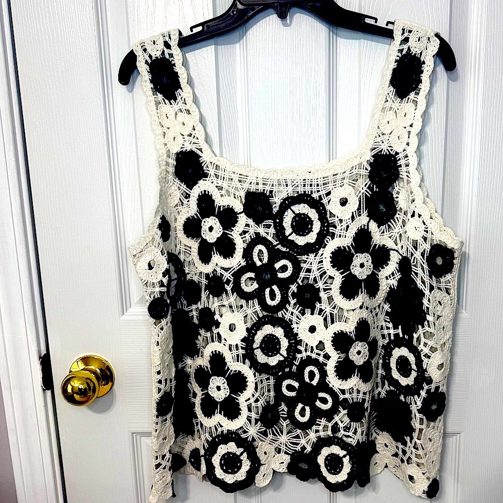 CHARLIE B Black and Cream Crochet Floral Tank Top